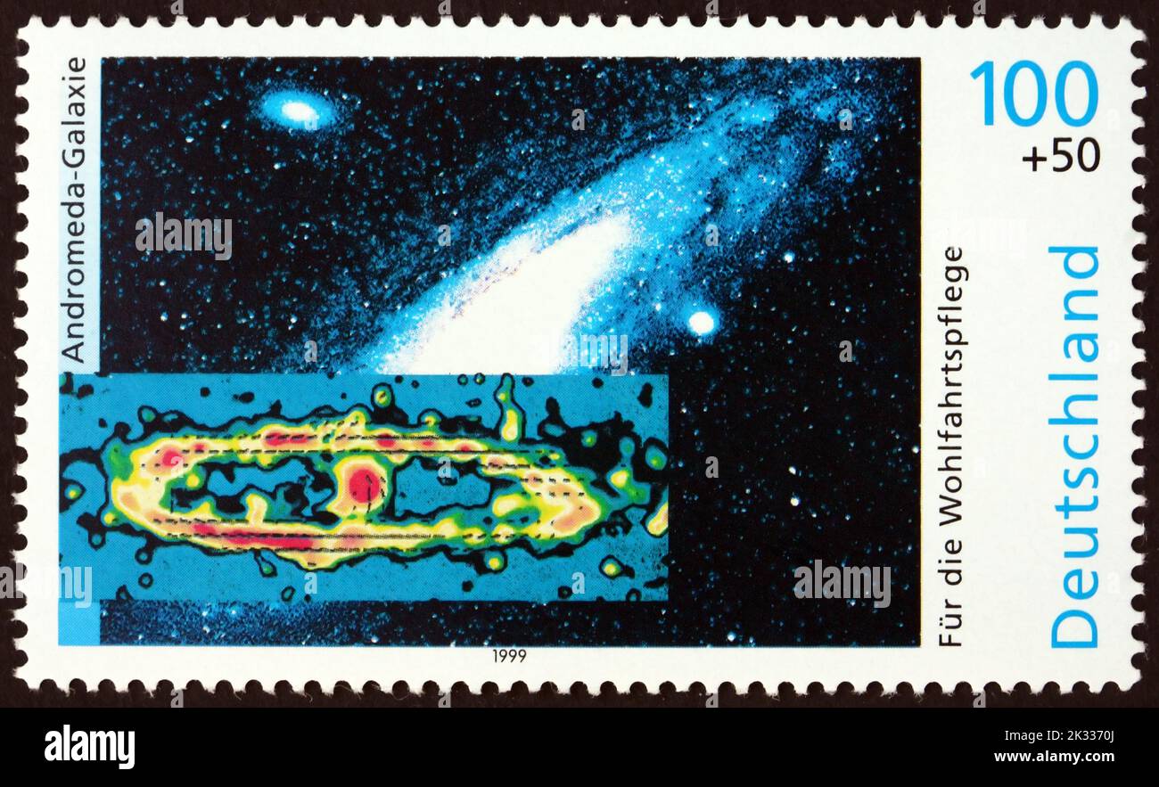 DEUTSCHLAND - UM 1999: Eine in Deutschland gedruckte Marke zeigt die Galaxie Andromeda, den Kosmos, um 1999 Stockfoto
