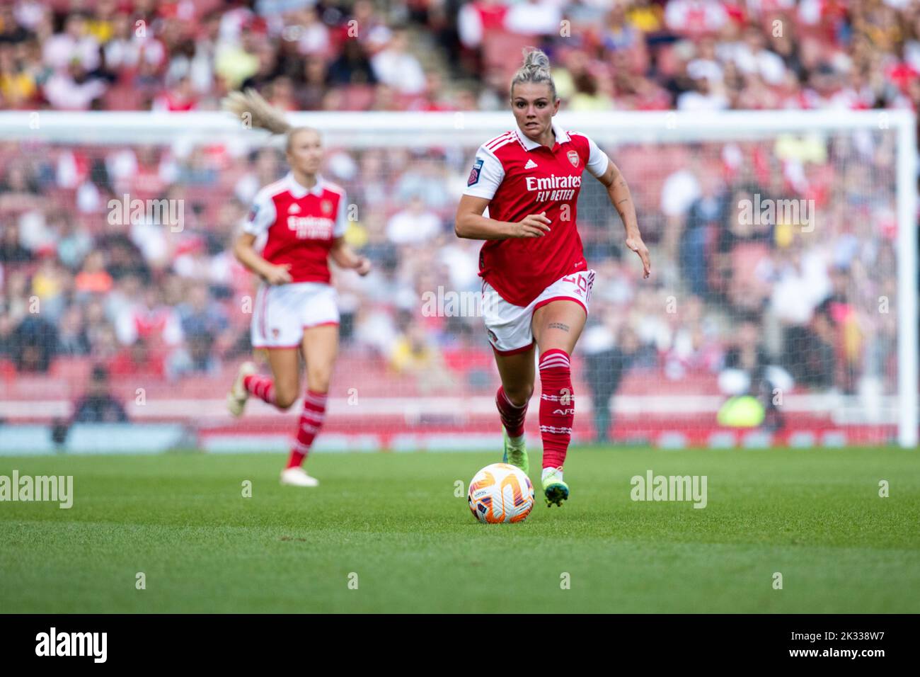 London, Großbritannien. 24. September 2022. Laura Wienroither (26 Arsenal) in Aktion während des Barclays FA Womens Super League-Spiels zwischen Arsenal und Tottenham Hotspur im Emirates Stadium in London, England. (Liam Asman/SPP) Quelle: SPP Sport Press Photo. /Alamy Live News Stockfoto