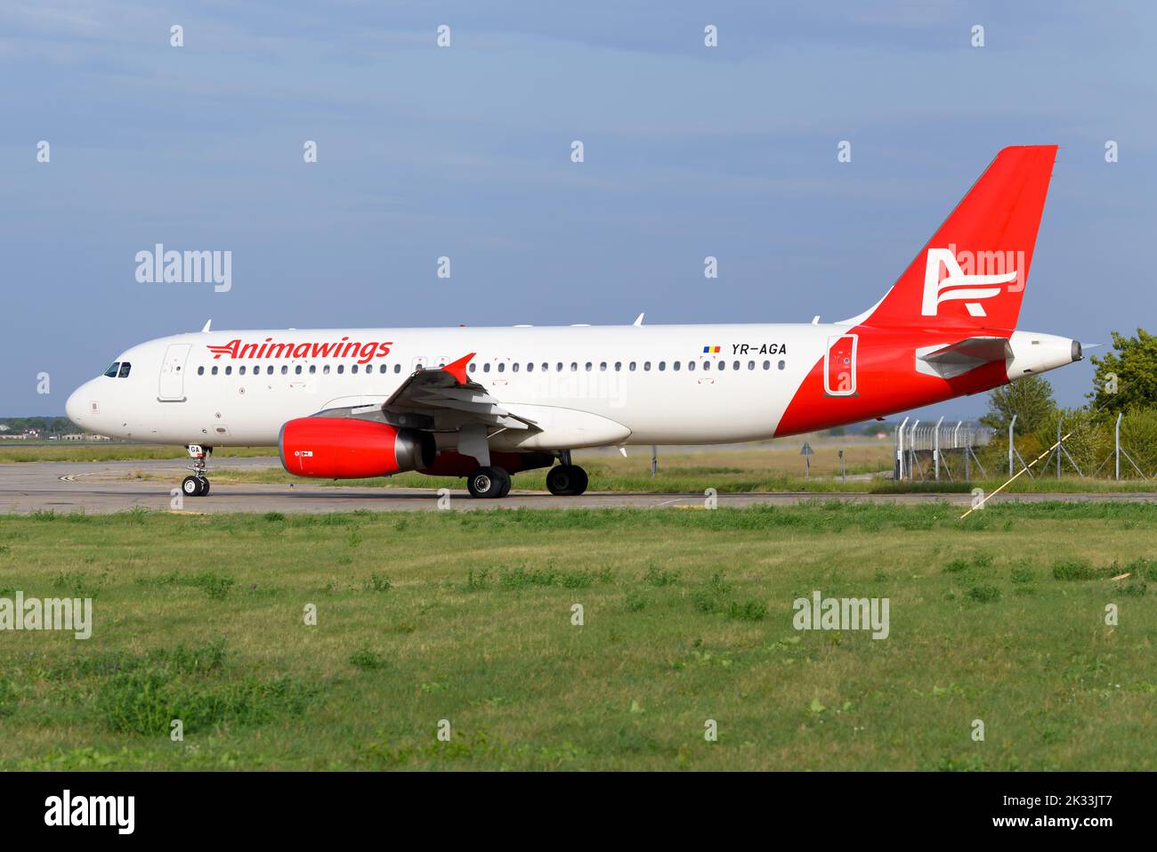 Aniwawings Airbus A320. Rumänische Charterfluggesellschaft Anima Wings in Rumänien. Ebene der AnimaWings. Stockfoto