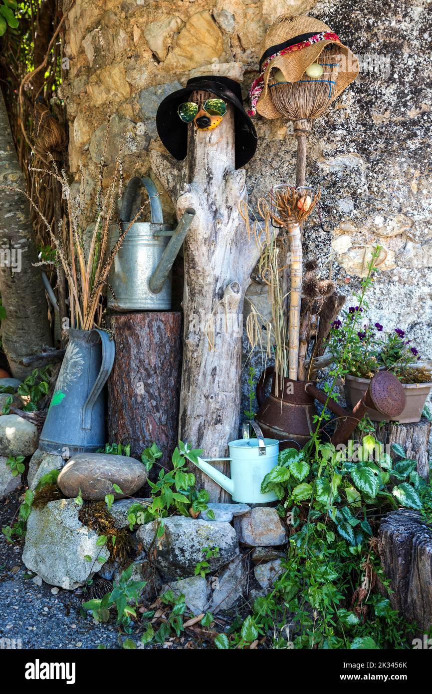 Kuriosivitäten, Kriminalität in Esparron-de-Verdon, Provence-Alpes-Cote d'Azur, Provence, Frankreich Stockfoto