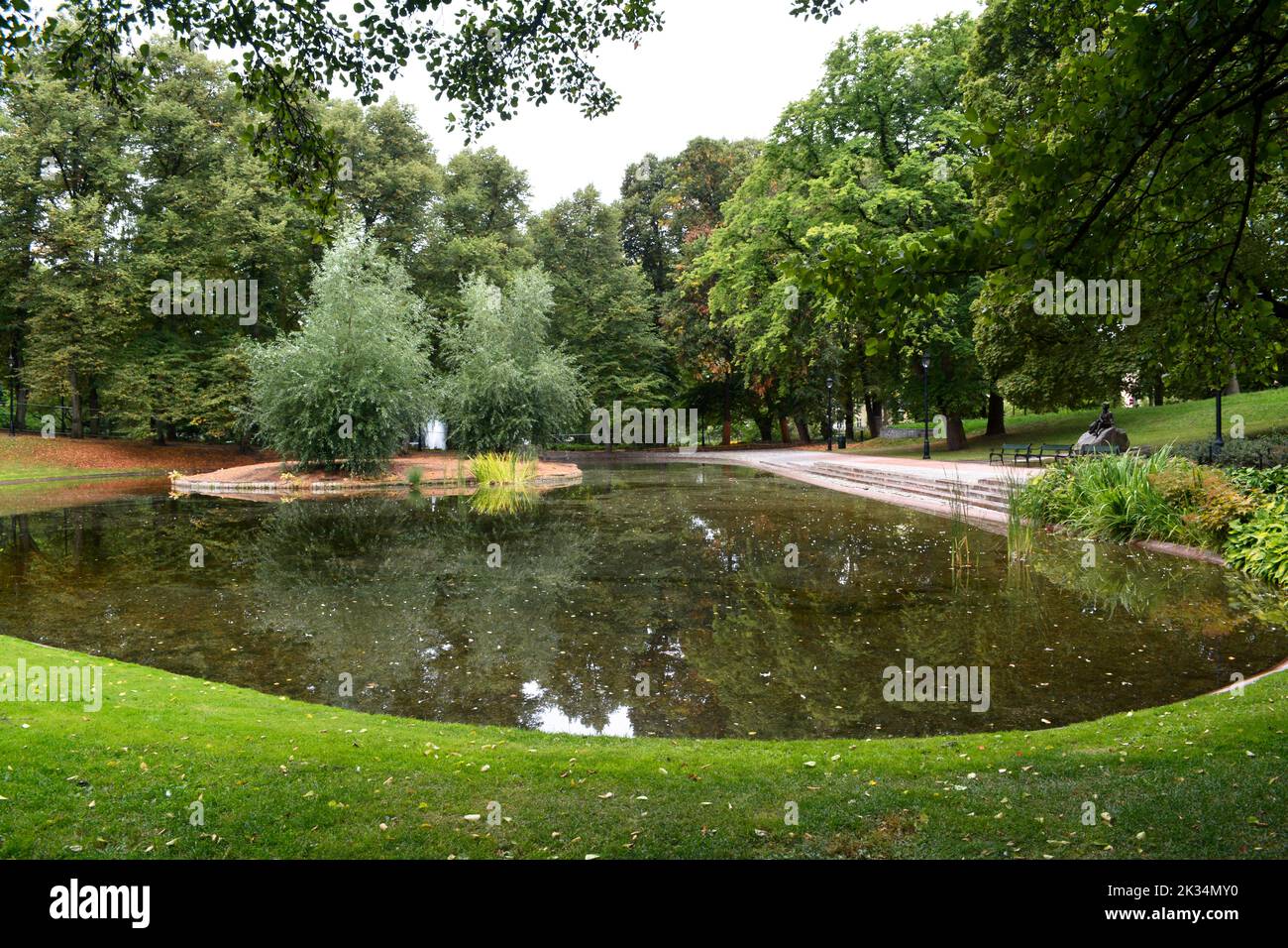 Oslo, Norwegen, September 2022: Palace Park rund um den Königlichen Palast in Oslo. Stockfoto