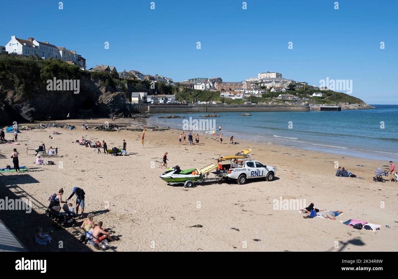 Blick auf Towan Beach, Newquay an der Nordküste von Cornwall, England. Stockfoto