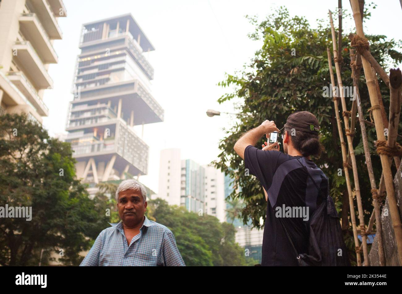 Die Antilia, das Ambani-Haus, das teuerste Haus der Welt in Mumbai, Indien Stockfoto