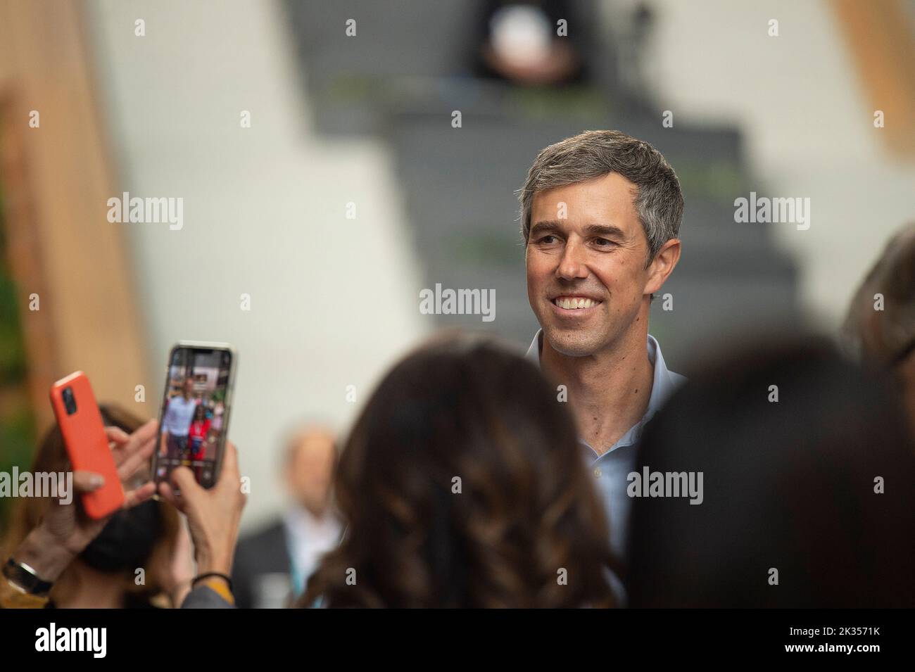 Das Texas Tribune Festival. 24. September 2022. Beto O'Rourke Buchunterzeichnung "Wir müssen versuchen: Wie der Kampf um die Stimmrechte alles andere beim Texas Tribune Festival möglich macht. Austin, Texas. Mario Cantu/CSM/Alamy Live News Stockfoto