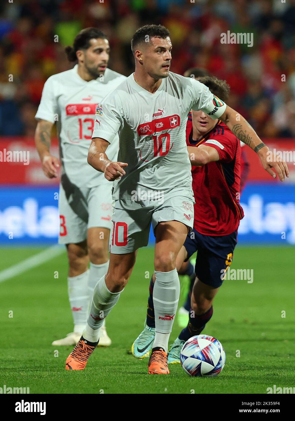 Granit Xhaka aus der Schweiz im Einsatz während der UEFA Nations League Ein Spiel der Gruppe 2 zwischen Spanien und der Schweiz in La Romareda am 24. September 2022 in Zaragoza, Spanien Stockfoto