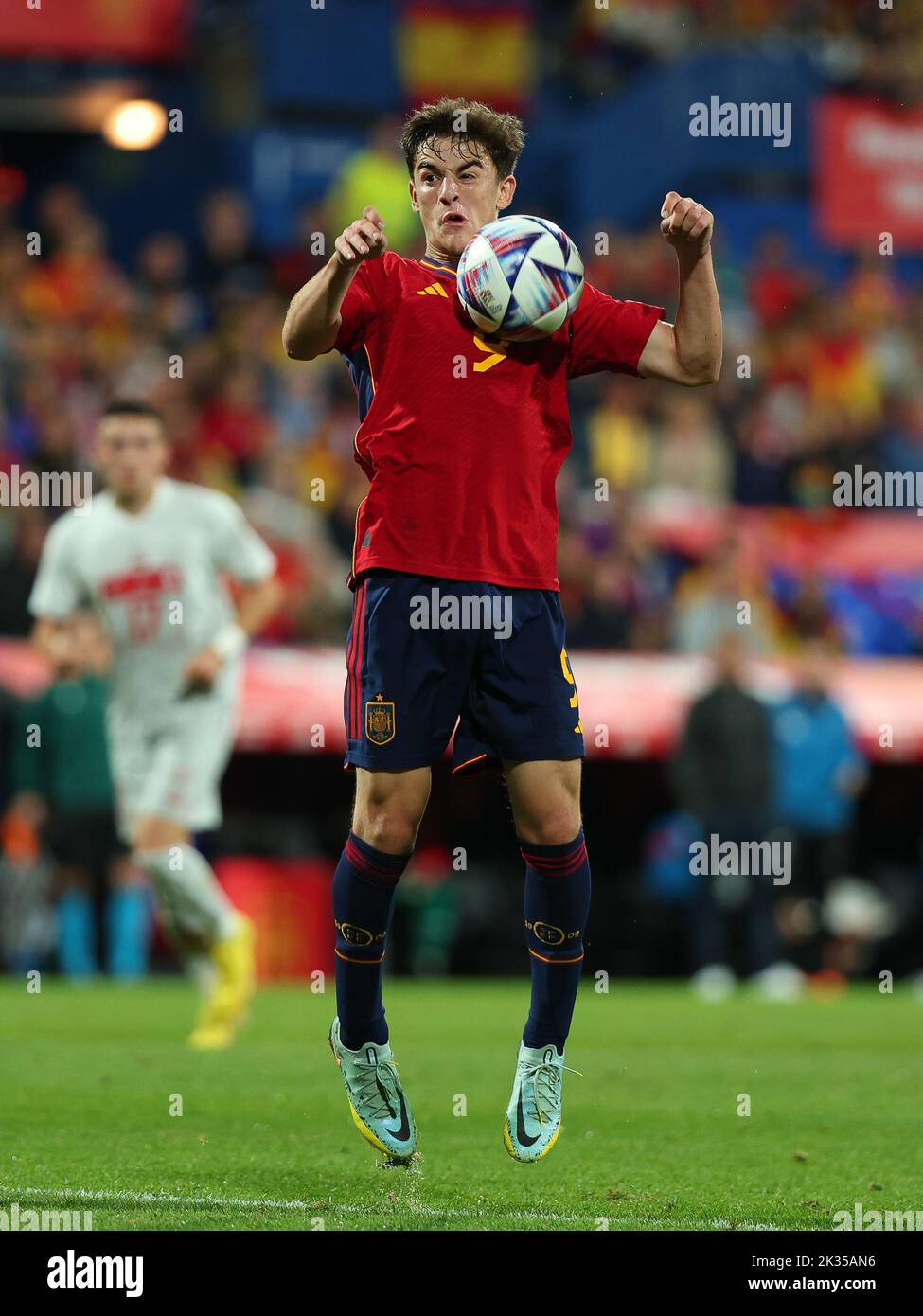 Gavi von Spanien in Aktion während der UEFA Nations League Ein Spiel der Gruppe 2 zwischen Spanien und der Schweiz in La Romareda am 24. September 2022 in Zaragoza, Spanien Stockfoto