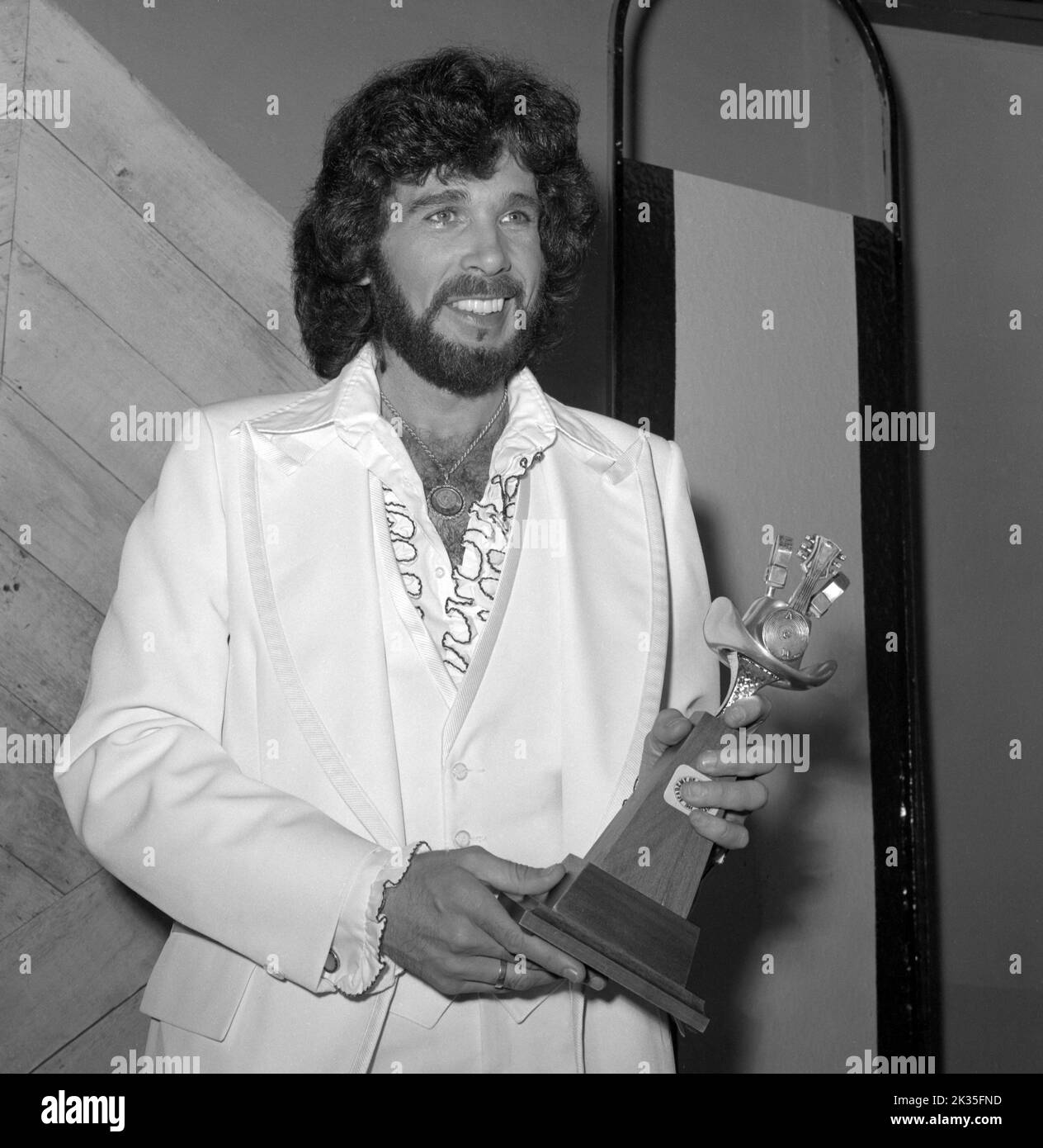 Eddie Rabbitt bei den Academy of Country Music Awards 1978 mit seinem New Male Artist of the