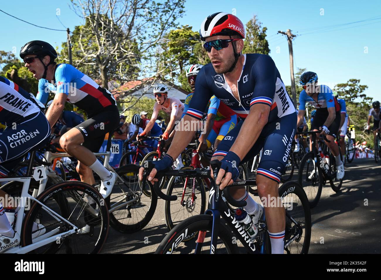 Der Franzose Florian Senechal von Quick-Step Alpha Vinyl im Einsatz beim Elite-Straßenrennen der Herren bei den UCI Road World Championships Cycling 2022, in Wollongong, Australien, Sonntag, 25. September 2022. Die Worlds finden vom 18. Bis 25. September statt. BELGA FOTO DIRK WAEM Stockfoto