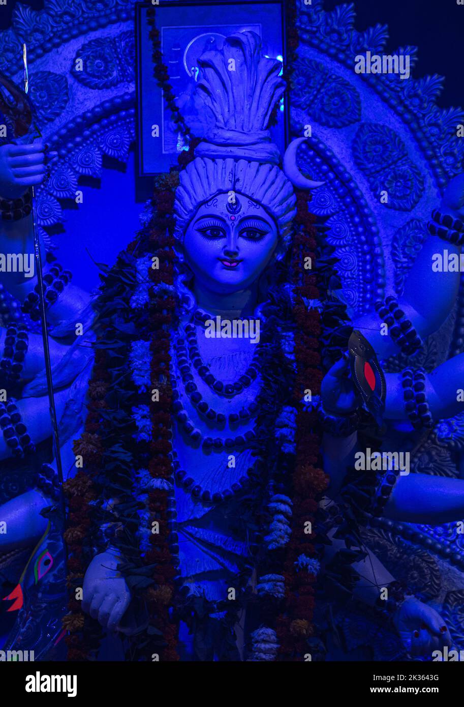 Als Idol der Göttin Durga in Pandal ist Durga Puja das weltweit wichtigste hindu-Festival für Bengali. Stockfoto