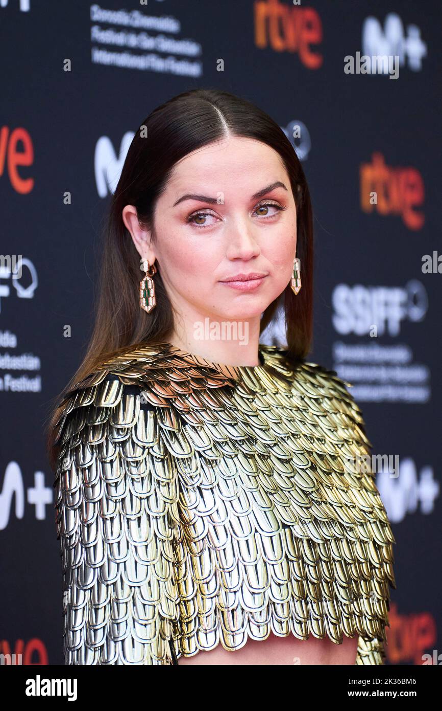 Ana de Armas nimmt an der Blonde Premiere während des San Sebastian International Film Festival 70. im Teatro Victoria Eugenia am 24. September 2022 in San Sebastian, Spanien, Teil. Foto von ABACAPRESS.COM Stockfoto