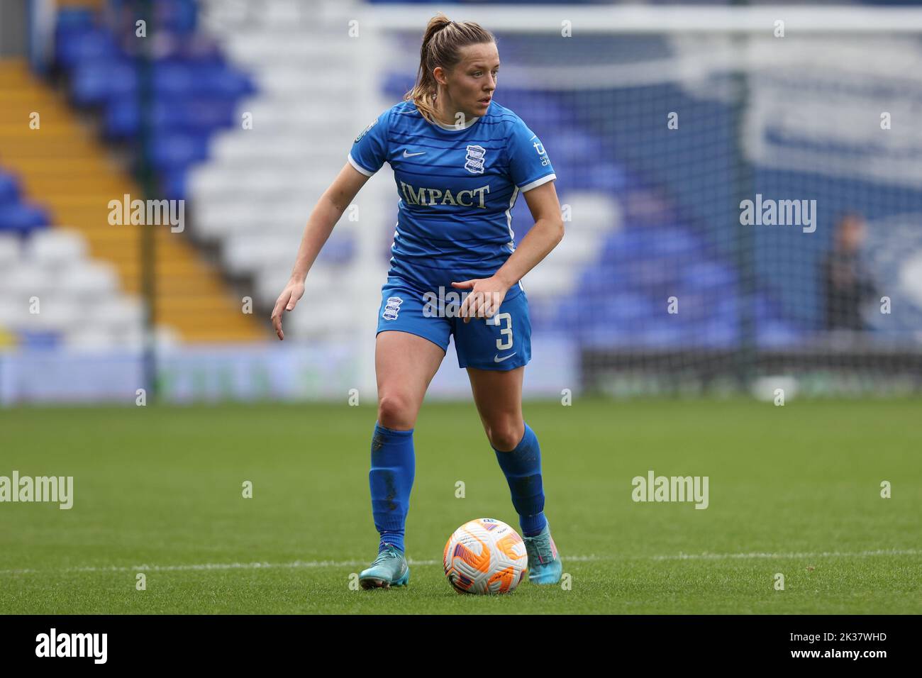 Birmingham, Großbritannien. 25. September 2022. Harriet Scott #3 von Birmingham City während des Fa Women's Super League Spiels Birmingham City Women vs Coventry United Women in St Andrews, Birmingham, Großbritannien, 25.. September 2022 (Foto von Simon Bissett/News Images) in Birmingham, Großbritannien am 9/25/2022. (Foto von Simon Bissett/News Images/Sipa USA) Quelle: SIPA USA/Alamy Live News Stockfoto