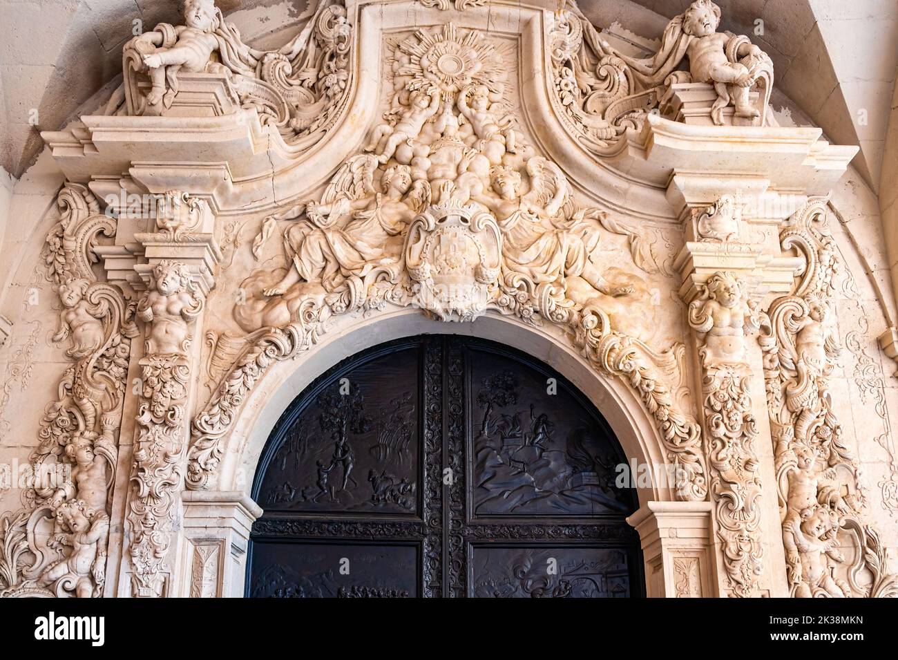 Co-Kathedrale von San Nicolas de Bari, mittelalterliche Kirchenarchitektur in Alicante, Spanien Stockfoto