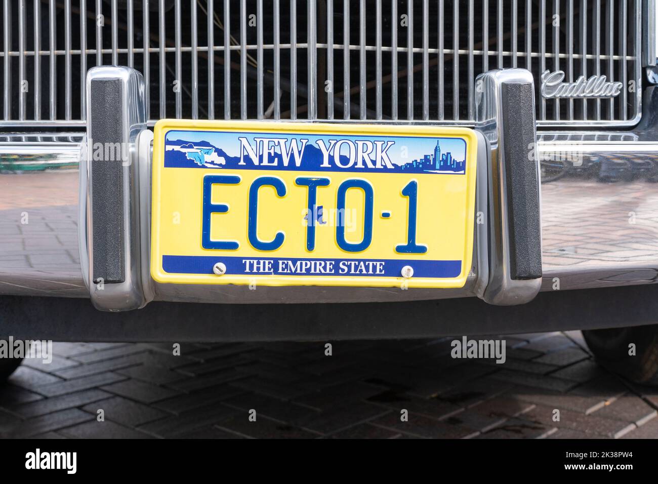 Das berühmte Nummernschild und der Frontgrill eines Cadillac Replik Ghostbusters ECTO 1 Autos, von Love Basingstoke zur Unterstützung des Exit 6 Film Festival. VEREINIGTES KÖNIGREICH Stockfoto