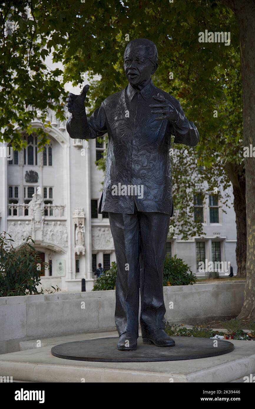 Nelson Mandela Statue Parliament Square London Stockfoto