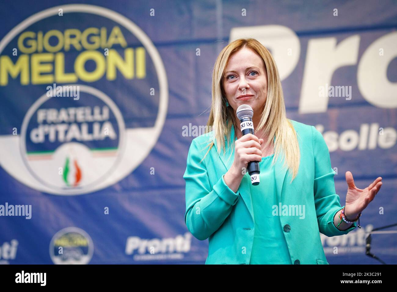 Wahlkampfveranstaltung von Giorgia Meloni, Parteivorsitzende der Fratelli d'Italia, Kandidatin für die Premierministerin der politischen Wahlen. Turin, Italien - September 2022 Stockfoto