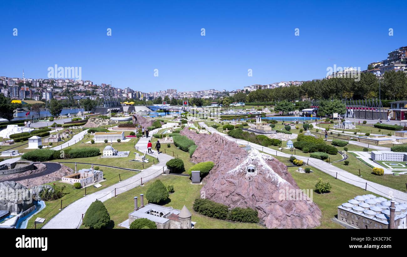 Weitwinkel-Miniatürk, historische Miniaturbauten, Mini-Gebäude, Ort in Istanbul zu sehen, Miniatürk Banner Stockfoto