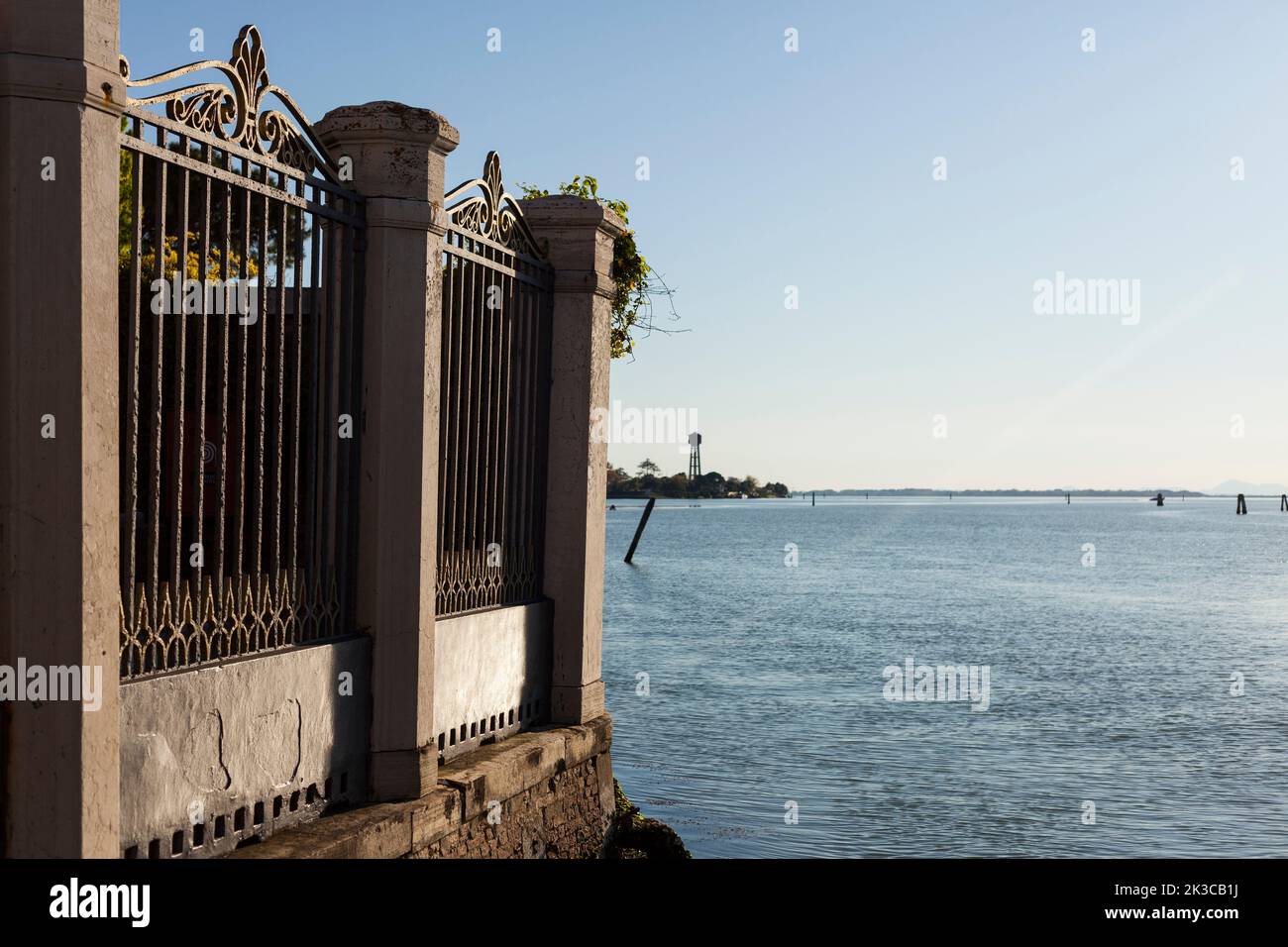 Landschaften der Insel San Clemente in Venedig - Lagune Stockfoto Landschaften der Insel San Clemente in Venedig - Lagune Stockfoto