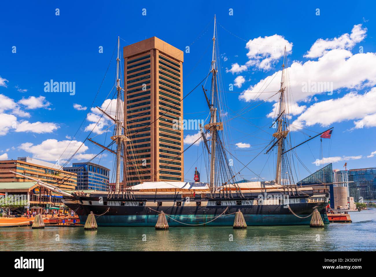 Baltimore, Maryland, USA Skyline am Binnenhafen am Tag. Stockfoto