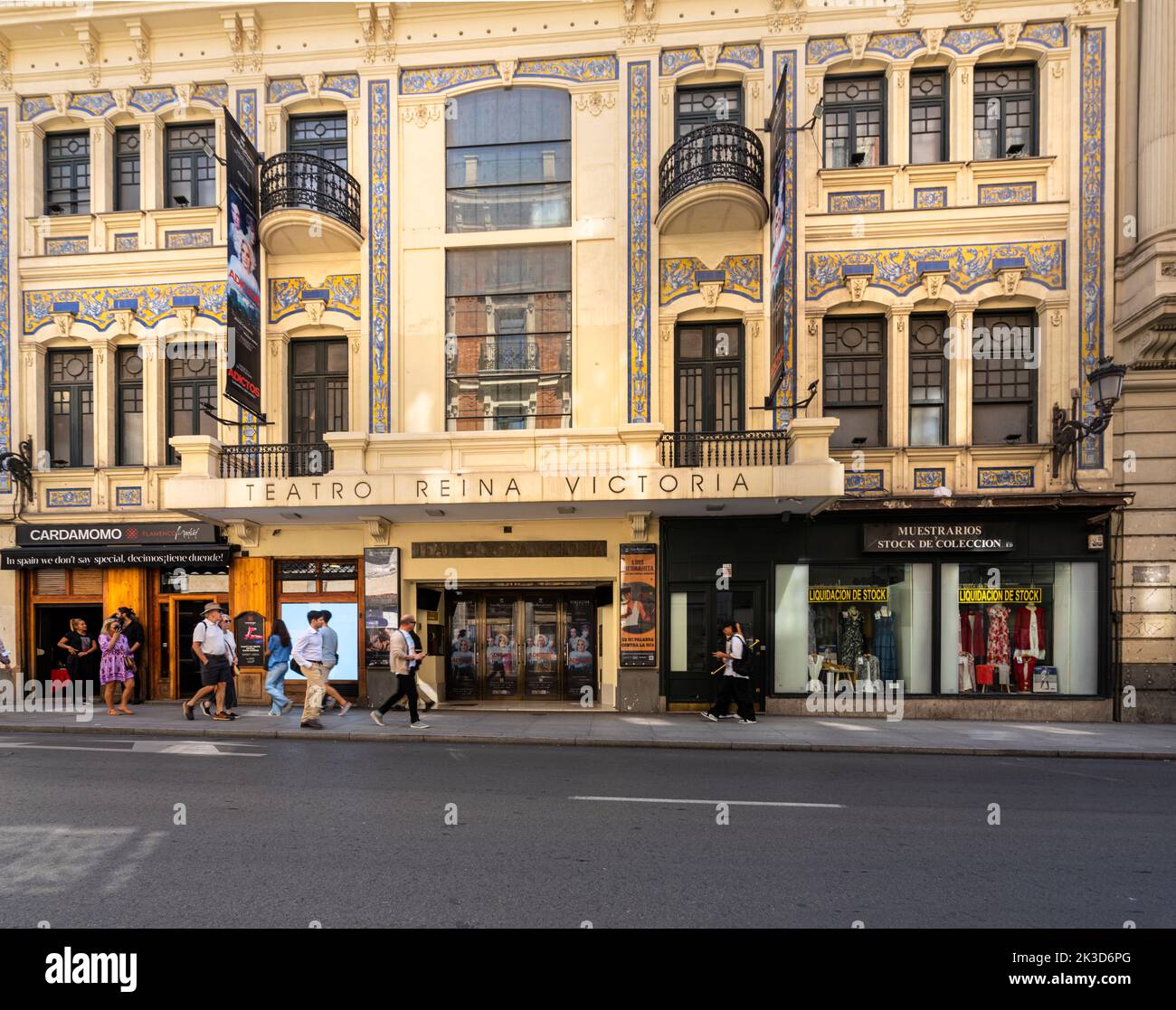 Madrid, Spanien, September 2022. Außenansicht des Reina Victoria Theaters im Stadtzentrum Stockfoto