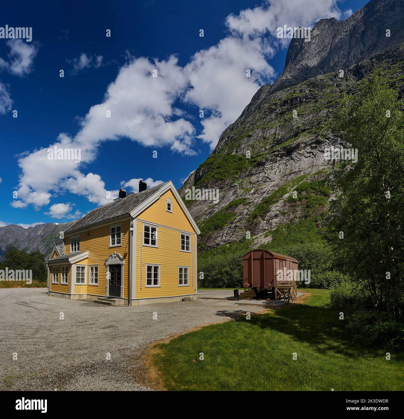 Troll Wall oder Trollveggen, Romsdalen-Tal, Rauma, Møre Og Romsdal, Norwegen. Stockfoto