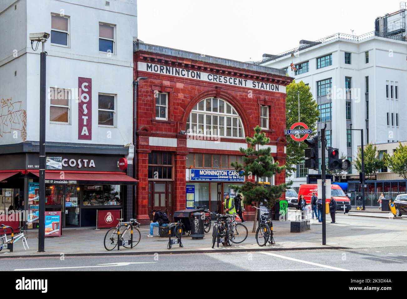 Mornington Crescent U-Bahnstation an der Northern Line, berühmt gemacht durch die BBC-Comedy-Show „I'm Sorry I have't a Clue“, Camden, London, Großbritannien Stockfoto