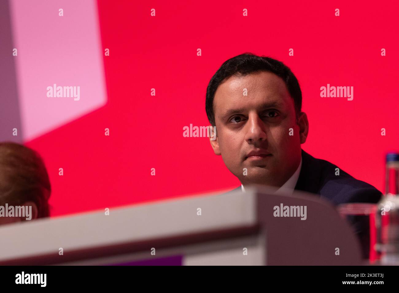 Liverpool, Großbritannien, 26. September 2022 Anas Sarwar , Vorsitzende der schottischen Labour-Partei auf der Labour-Konferenz in Liverpool. Liverpool Kings Dock. Liverpool, Großbritannien. Bild: gary Roberts/worldwidefeatures.com Stockfoto