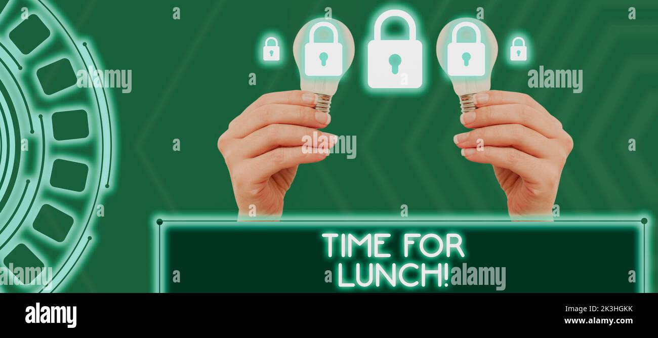 Schild zeigt sei dein eigener Boss. Wort geschrieben am Moment, um eine Mahlzeit Pause von der Arbeit zu haben entspannen Essen trinken Ruhe Stockfoto