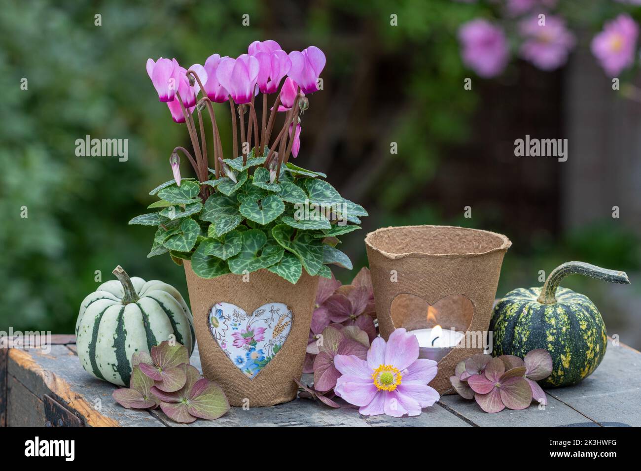 ZHENGYUSW Keramik-Vase Rot - Retro Design Für Getrocknete Blumen 22x21cm