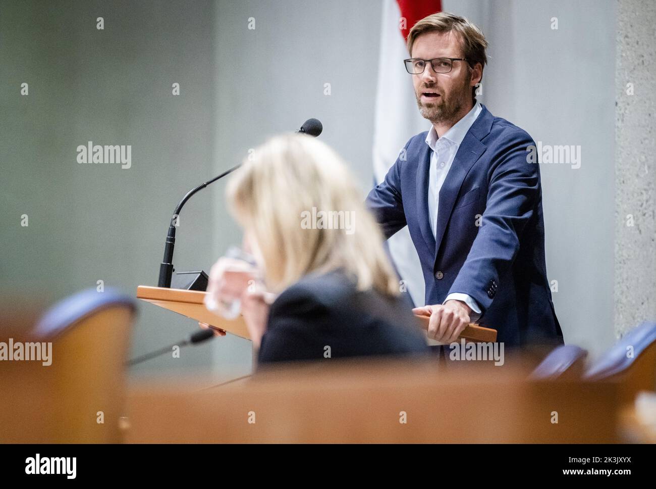 2022-09-27 14:54:09 DEN HAAG - Sjoerd Sjoerdsma (D66) und Liesje Schreinemacher, Minister für Außenhandel und Entwicklungszusammenarbeit, während der wöchentlichen Fragestunde im Repräsentantenhaus. ANP BART MAAT niederlande Out - belgien Out Stockfoto