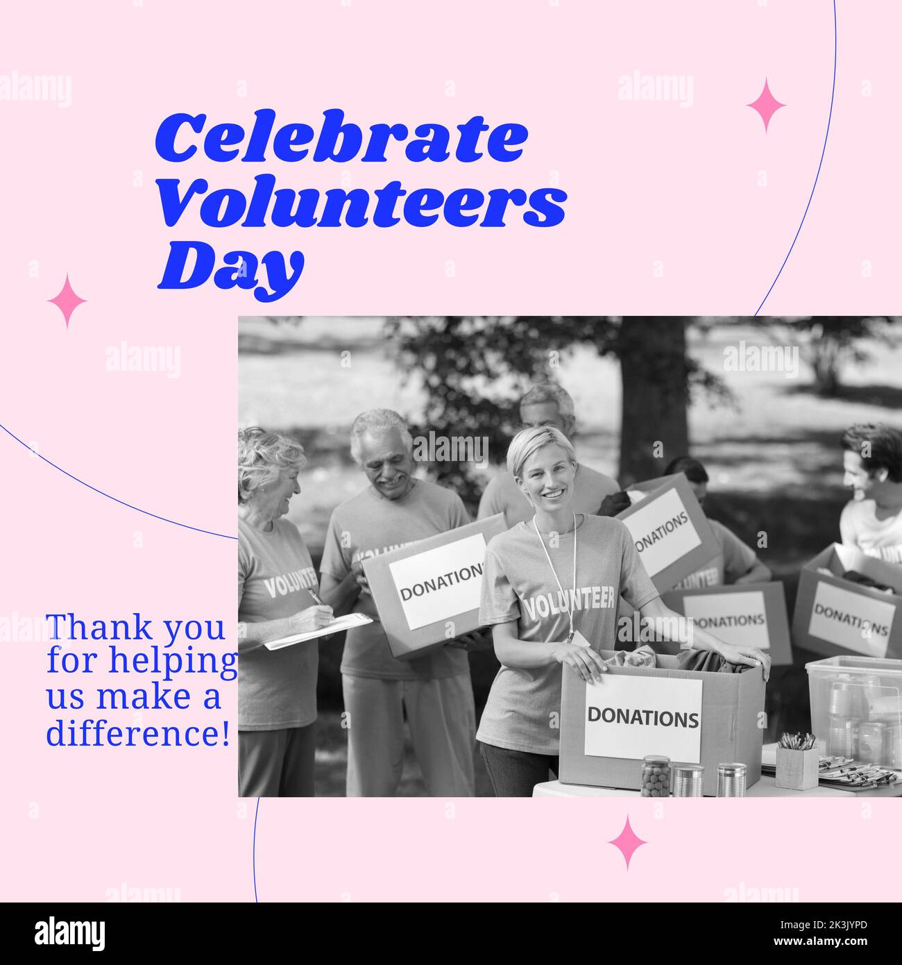Zusammensetzung des Volunteer Day Textes, Schwarz-Weiß-Fotos verschiedener Freiwilliger mit Spendenboxen Stockfoto