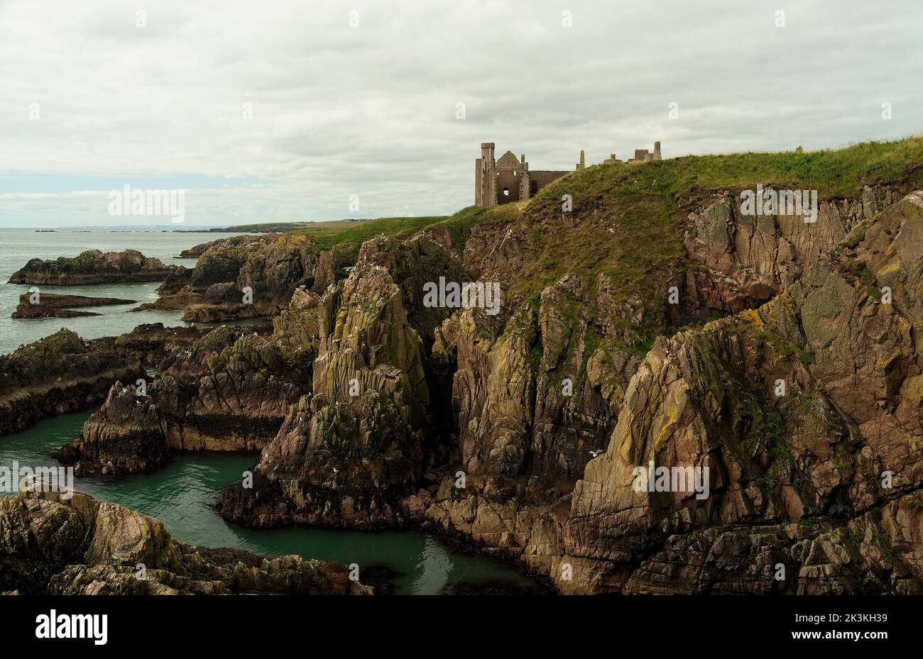 New Slains Castle in der Nähe des Dorfes Cruden Bay in Aberdeenshire, Schottland Stockfoto