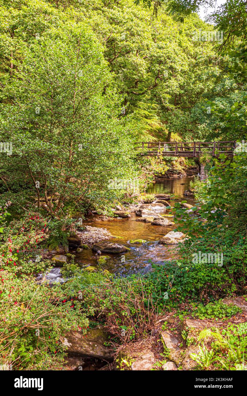 Der Coleridge Way am East Lyn River im Exmoor National Park in Rockford, Devon, Großbritannien Stockfoto