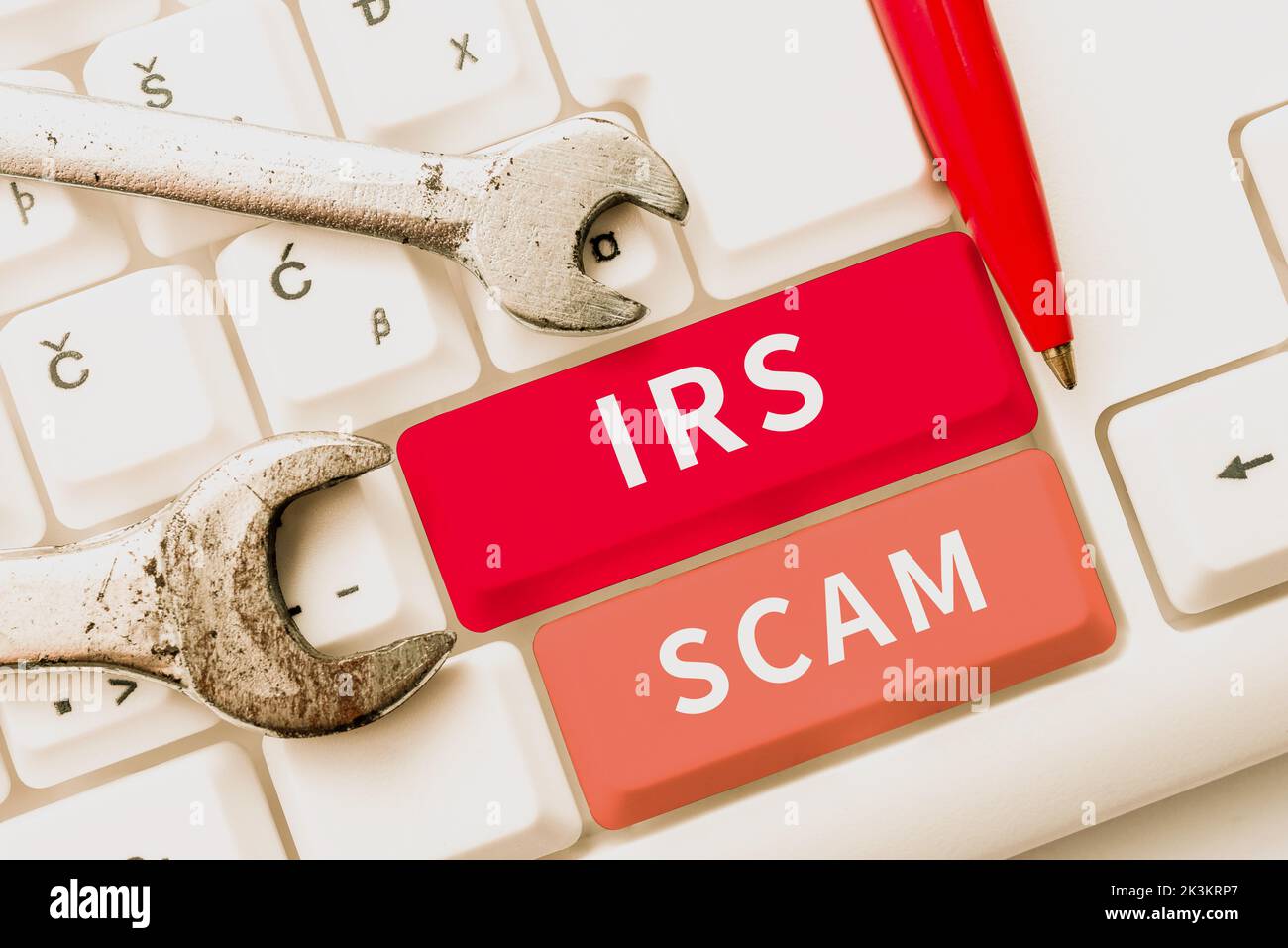 Textunterschrift mit IRS Scam. Unternehmensüberblick zielte auf Steuerzahler, indem er vorgab, Internal Revenue Service zu sein Stockfoto