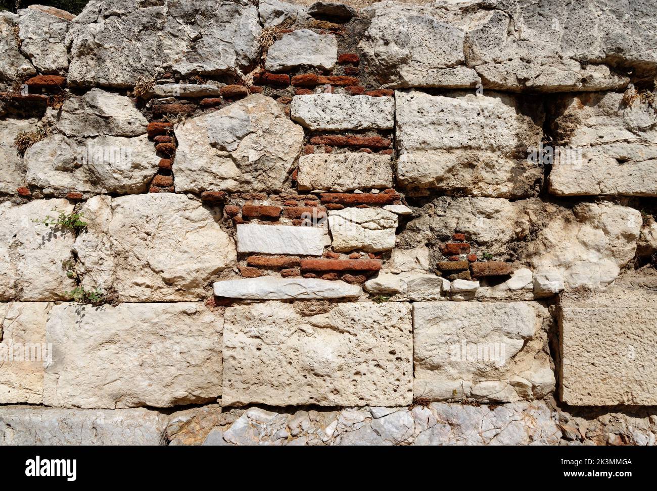 Struktur der alten Steinmauer auf der Akropolis, Athen, Griechenland Stockfoto