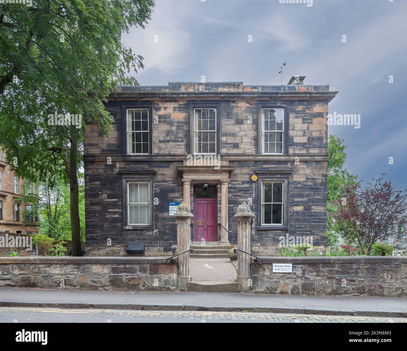 Florentine House, auch bekannt als Florentine Bank House, eine Villa aus dem Jahr c1828, mit einem dorischen Eingang und ashlar-Gatepiers. Stockfoto