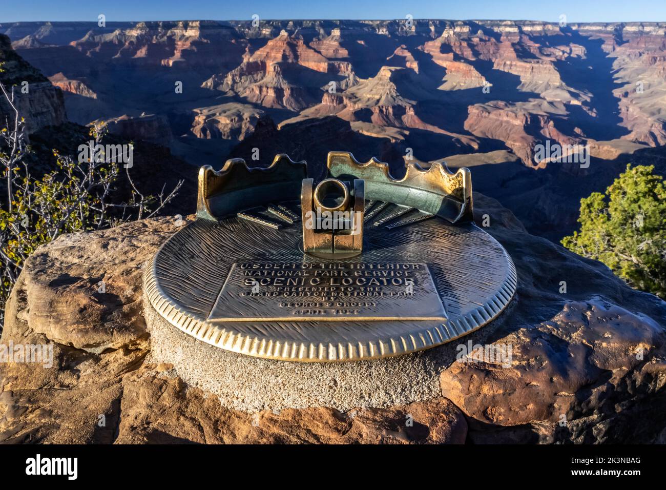 Spyglass auf Felsen am Südrand des Grand Canyon NP, Ar Stockfoto