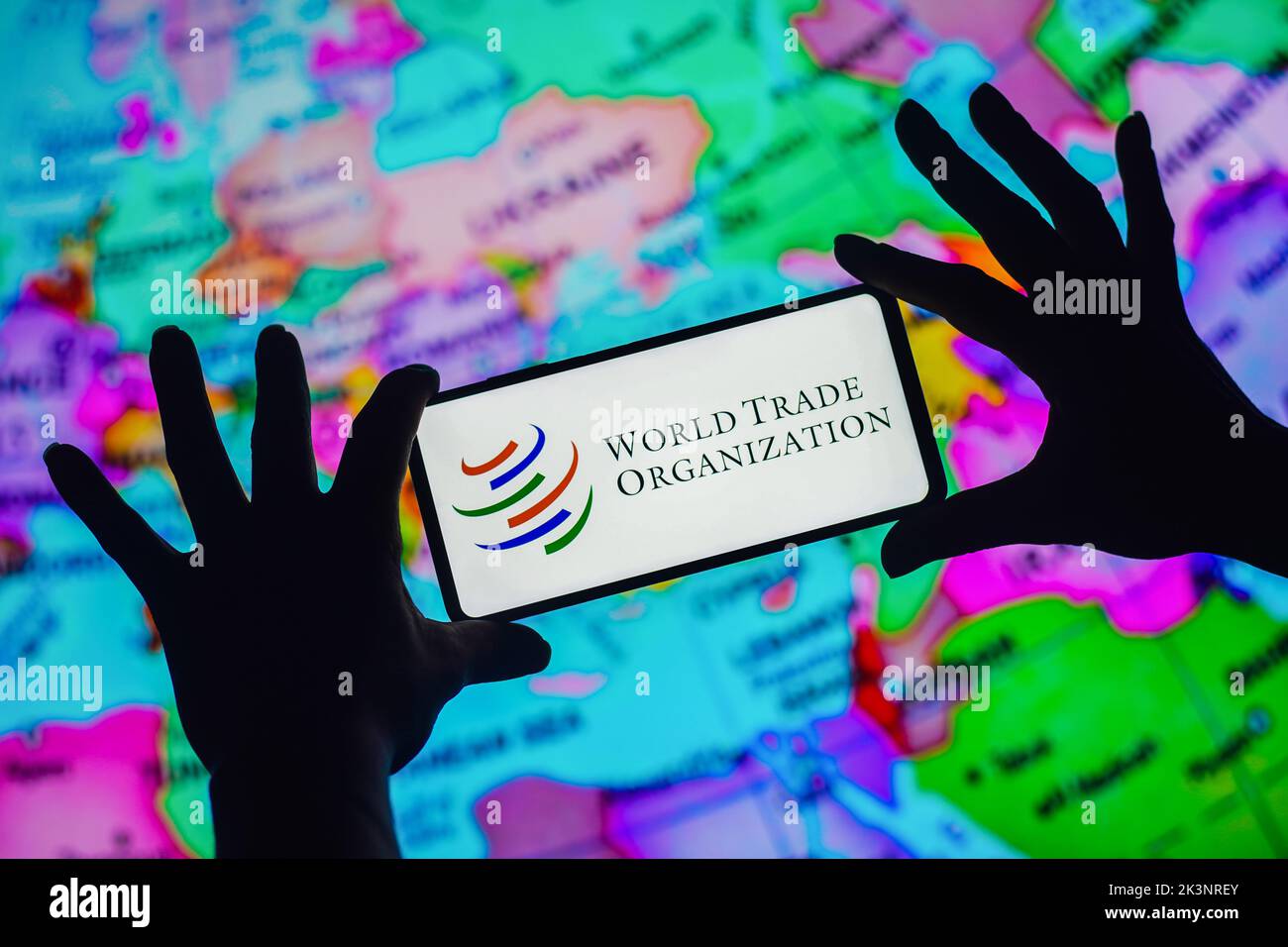 Brasilien. 27. September 2022. In dieser Abbildung wird das Logo der Welthandelsorganisation (WTO) auf einem Smartphone angezeigt. Kredit: SOPA Images Limited/Alamy Live Nachrichten Stockfoto Brasilien. 27. September 2022. In dieser Abbildung wird das Logo der Welthandelsorganisation (WTO) auf einem Smartphone angezeigt. Kredit: SOPA Images Limited/Alamy Live Nachrichten Stockfoto