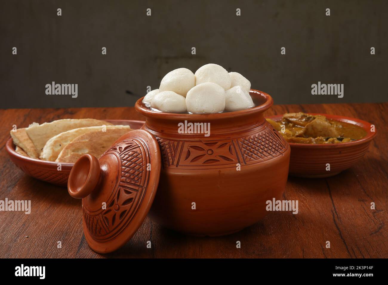 Kalkutta, Indien, Asien, indische süße Rasgulla, auch bekannt als Rosogolla; Roshogolla; Rasagola; Ras Gulla, Dessert populär in Indien. Stockfoto
