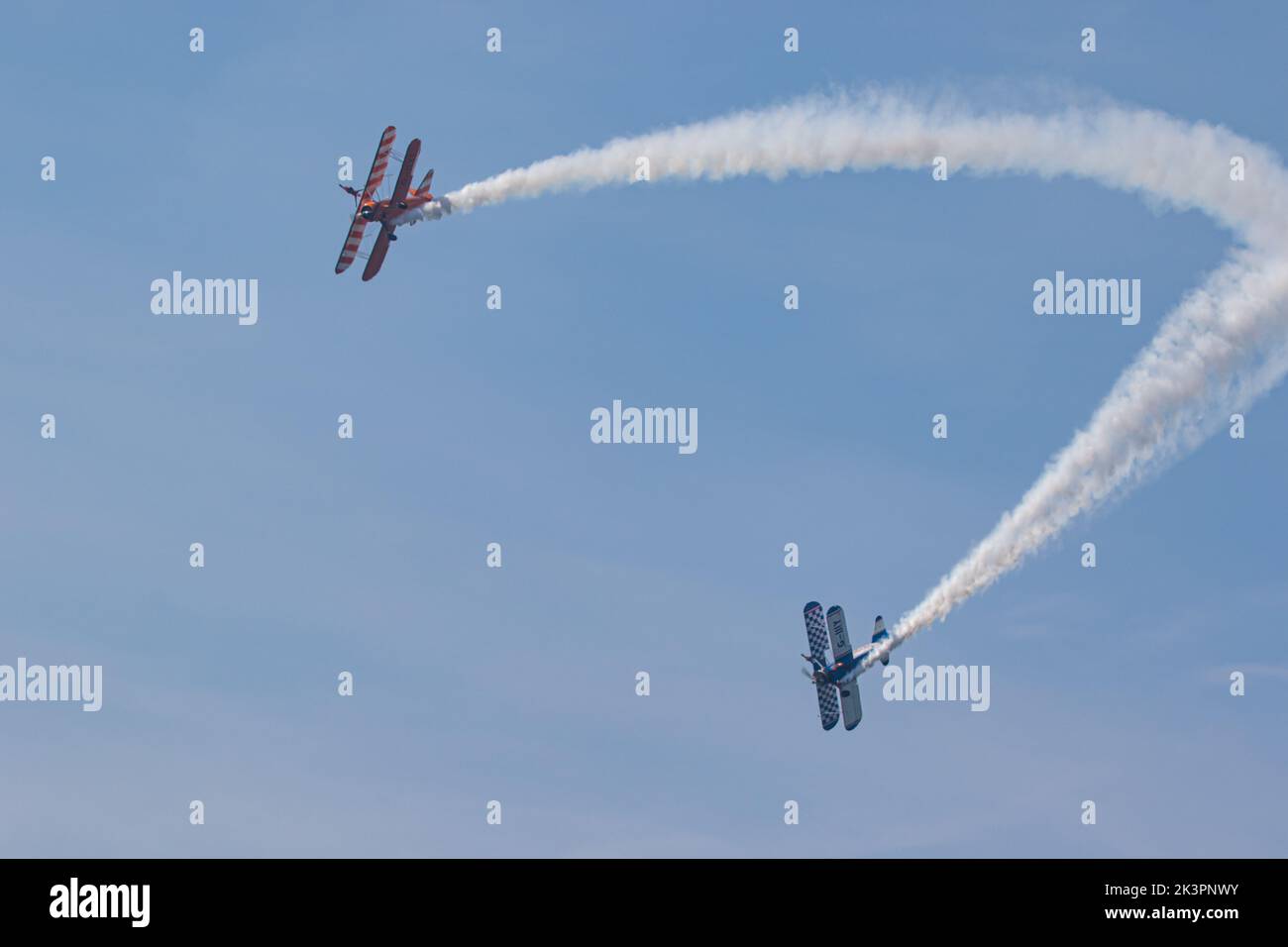 Aero Superbatics WingWalking Team zeigt auf der Blackpool Air Show 2022 Stockfoto