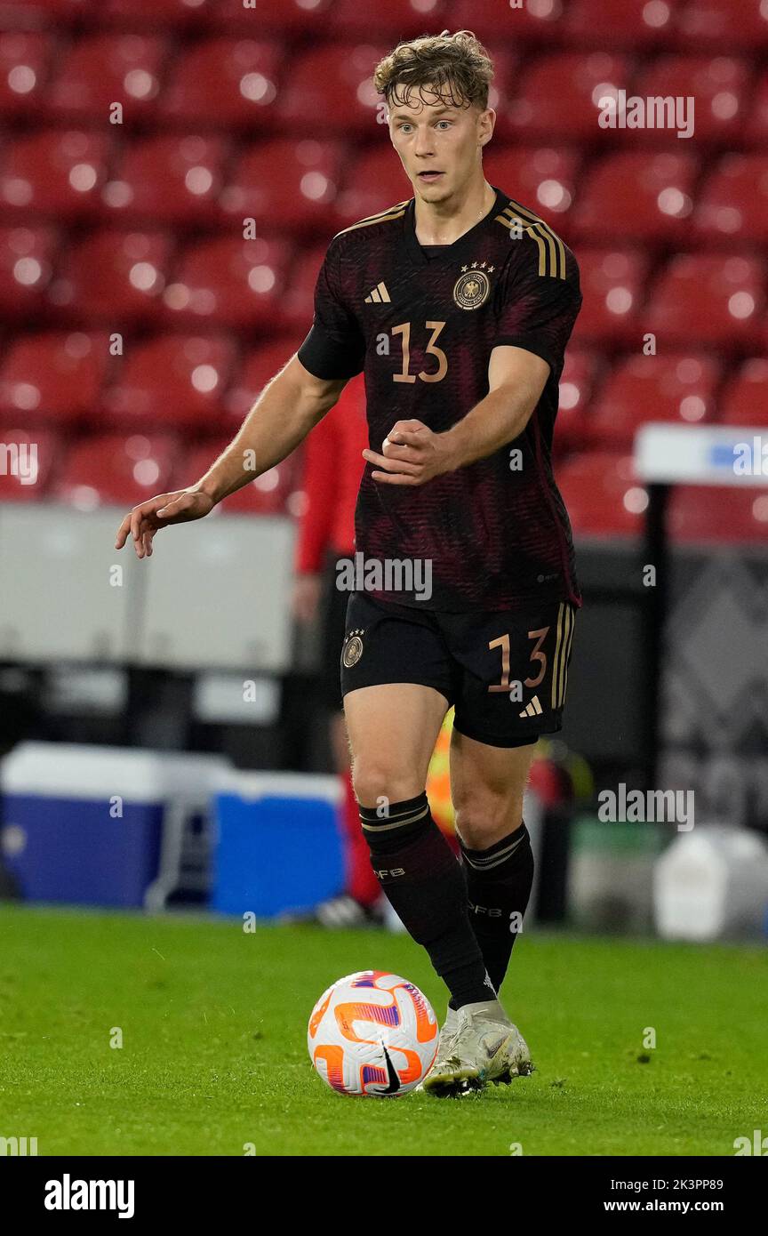 Sheffield, England, 27.. September 2022. Yannik Keitel aus Deutschland beim Internationalen Freundschaftsspiel in der Bramall Lane, Sheffield. Bildnachweis sollte lauten: Andrew Yates / Sportimage Stockfoto