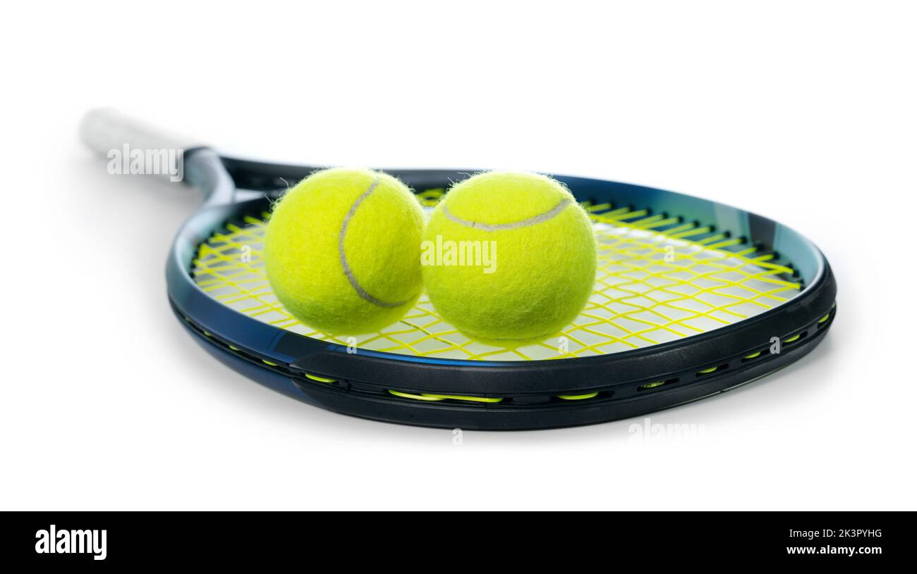 Tennisschläger und Kugeln isoliert auf weißem Hintergrund Stockfoto