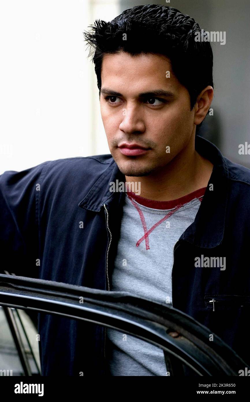 Jay Hernandez Film: Hostel (USA/CZ/DE/ISL/SK 2005) Charaktere: Paxton Regie: Eli Roth 17. September 2005 **WARNUNG** Dieses Foto ist nur für redaktionelle Zwecke bestimmt und unterliegt dem Copyright der NÄCHSTEN UNTERHALTUNG und/oder des Fotografen, der von der Film- oder Produktionsfirma beauftragt wurde, und kann nur von Publikationen im Zusammenhang mit der Bewerbung des oben genannten Films reproduziert werden. Für DIE NÄCHSTE UNTERHALTUNG ist eine obligatorische Gutschrift erforderlich. Der Fotograf sollte auch bei Bekanntwerden des Fotos gutgeschrieben werden. Ohne schriftliche Genehmigung der Film Company kann keine kommerzielle Nutzung gewährt werden. Stockfoto