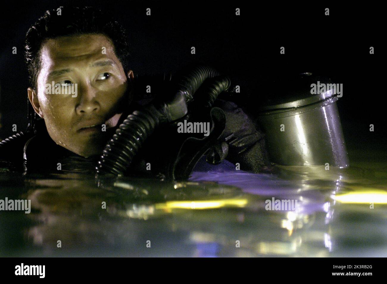 Daniel Dae Kim Film: The Cave (2005) Charaktere: Alex Kim Regie: Bruce Hunt 08. April 2005 **WARNUNG** Dieses Foto ist nur für redaktionelle Verwendung bestimmt und unterliegt dem Copyright von SCREEN GEMS und/oder dem von der Film- oder Produktionsfirma beauftragten Fotografen und kann nur von Publikationen im Zusammenhang mit der Bewerbung des oben genannten Films reproduziert werden. Eine obligatorische Gutschrift für DIE ANZEIGE VON EDELSTEINEN ist erforderlich. Der Fotograf sollte auch bei Bekanntwerden des Fotos gutgeschrieben werden. Ohne schriftliche Genehmigung der Film Company kann keine kommerzielle Nutzung gewährt werden. Stockfoto