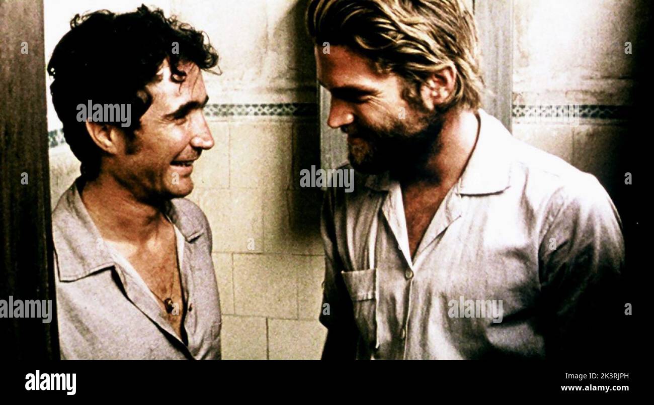 Joao Miguel & Peter Ketnath Film: Movies, Aspirin and Veutures; Cinema, Aspirinas E Urubus (2005) Charaktere: Ranulpho & Johann Regie: Marcelo Gomes 17 May 2005 **WARNUNG** Dieses Foto ist nur für den redaktionellen Gebrauch bestimmt und unterliegt dem Copyright des GLOBALEN FILMS und/oder des Fotografen, der von der Film- oder Produktionsfirma beauftragt wurde, und kann nur von Publikationen im Zusammenhang mit der Bewerbung des oben genannten Films reproduziert werden. Eine obligatorische Gutschrift für GLOBAL FILM ist erforderlich. Der Fotograf sollte auch bei Bekanntwerden des Fotos gutgeschrieben werden. Ohne schriftliche Genehmigung der Film Company kann keine kommerzielle Nutzung gewährt werden Stockfoto