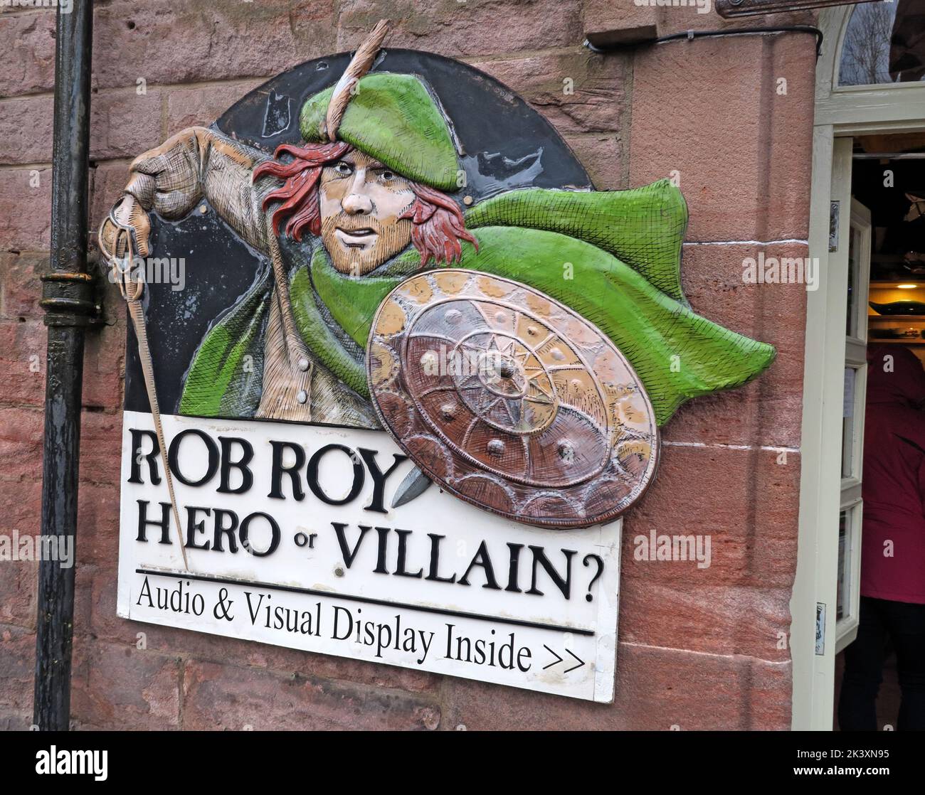 Rob Roy, Hero oder Villain, Audio & Visual Display, Main Street, Callander, Perthshire, Schottland, UK, FK17 8BQ Stockfoto