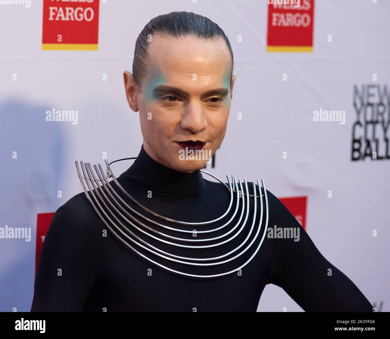 New York, Usa. 28. September 2022. Jordan Roth trifft am Mittwoch, den 28. September 2022, auf dem roten Teppich bei der New York City Ballet 2022 Herbst Fashion Gala im David H. Koch Theater in New York City ein. Foto von Gabriele Holtermann/UPI Kredit: UPI/Alamy Live News Stockfoto