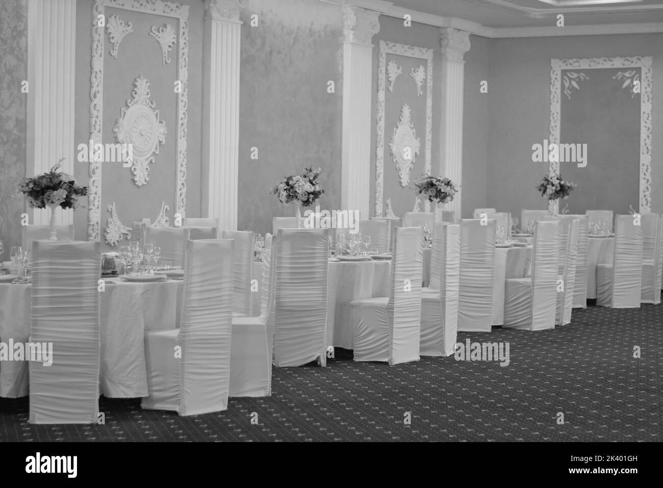 Eleganter Raum für Hochzeiten Stockfoto