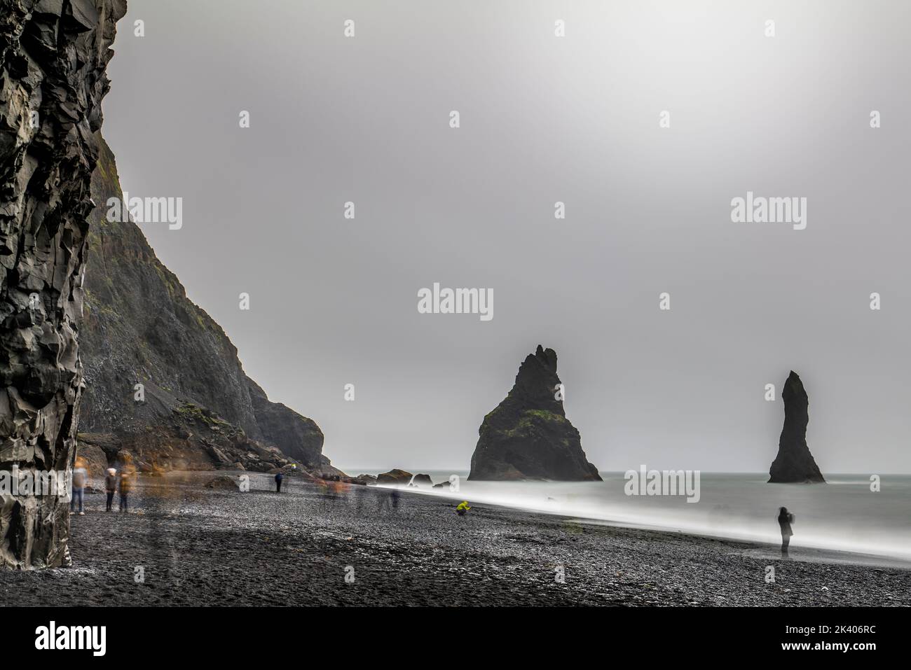 REYNISDRANQAR ISLAND Stockfoto