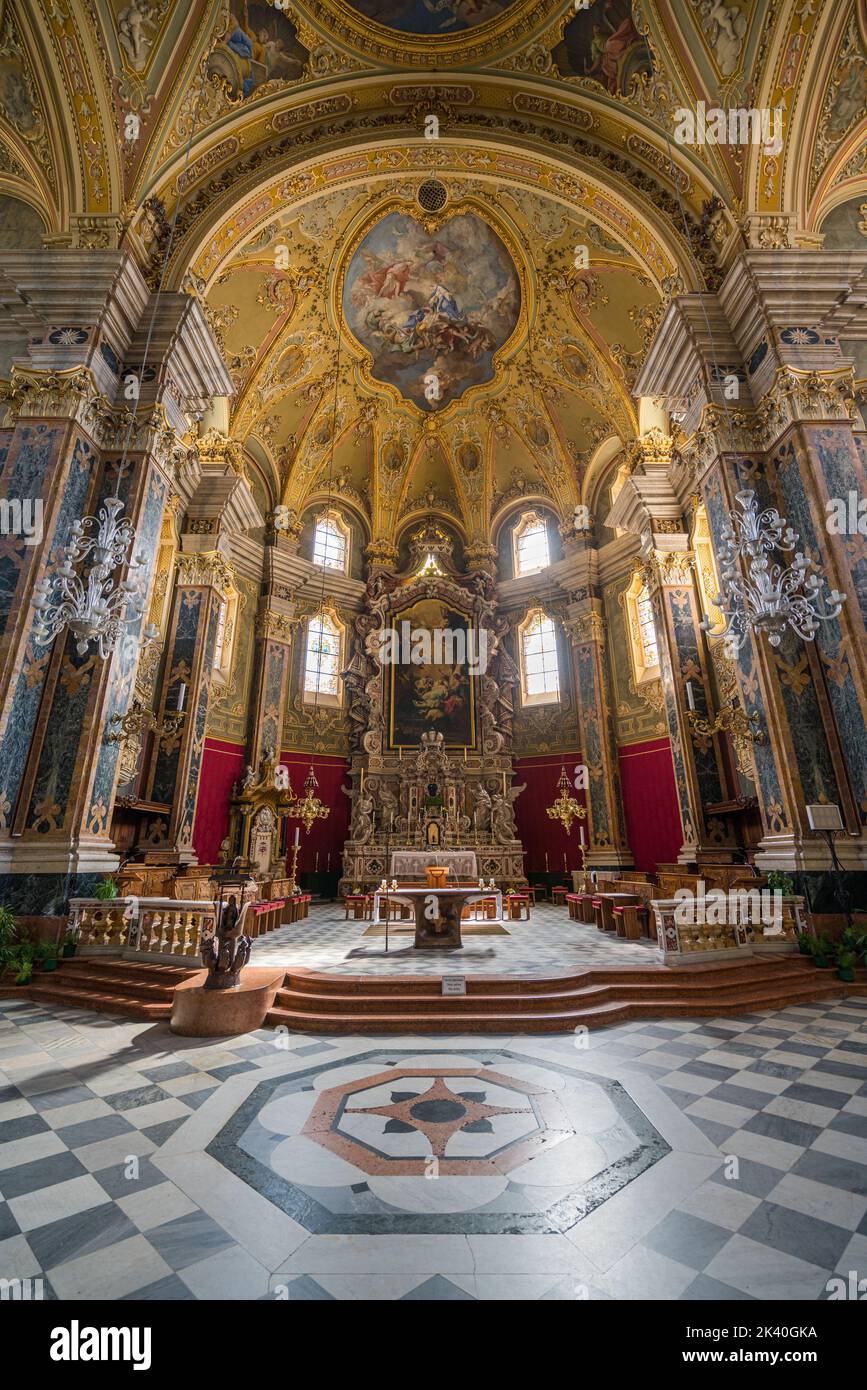 Das herrliche Innere des Brixner Doms. Provinz Bozen, Trentino-Südtirol, Italien. Stockfoto