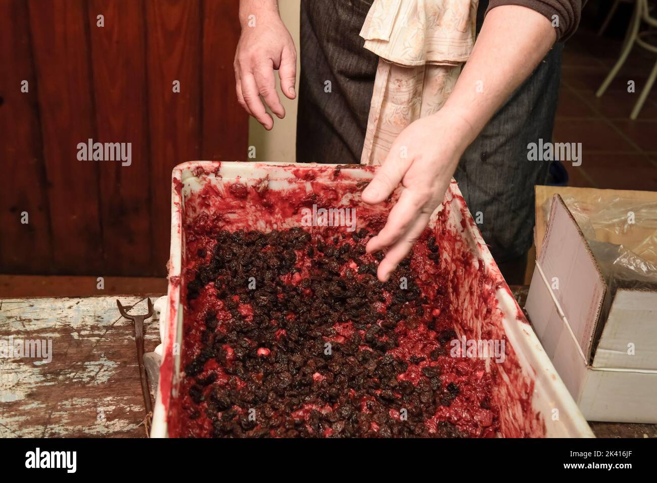 Hausgemachte Würstchen, traditionelle SCHWEINEMETZER, Provinz La Pampa, Argentinien Stockfoto